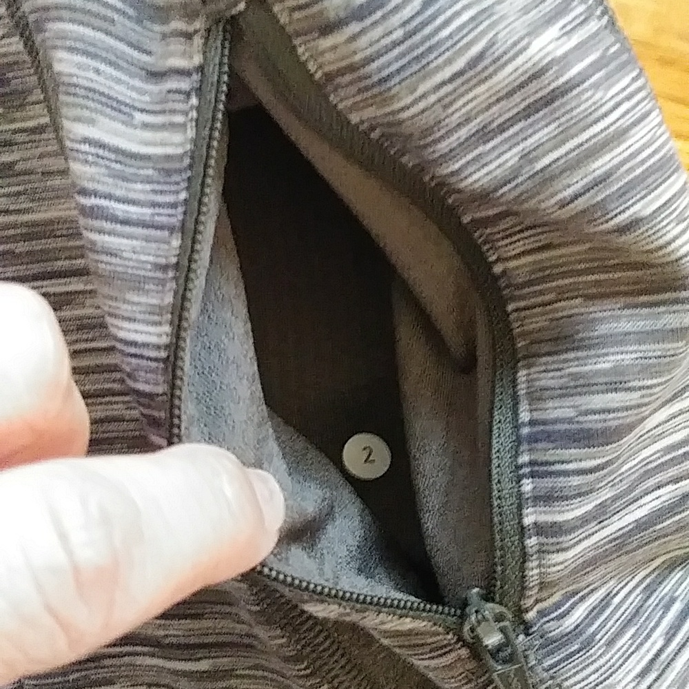 Lululemon Define track run Zip up hooded jacket sz 2 - Picture 8 of 16